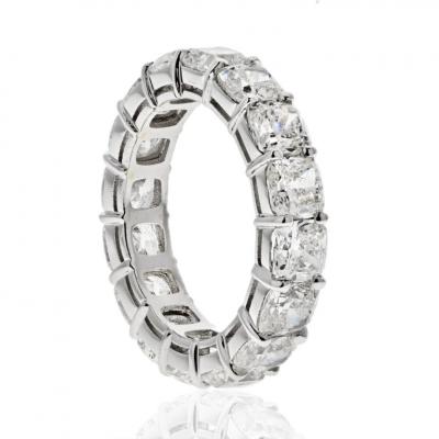 18K WHITE GOLD 8 04CTTW CUSHION CUT GIA DIAMOND ETERNITY BAND
