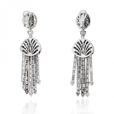 18K WHITE GOLD EARRINGS
