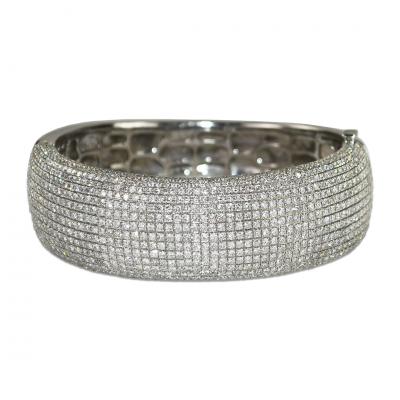 18K White Gold Diamond Bangle Bracelet 11 20ct