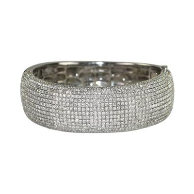 18K White Gold Diamond Bangle Bracelet 11 20ct
