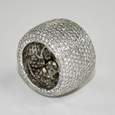 18K White Gold Diamond Eternity Ring 8 20ct