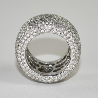 18K White Gold Diamond Eternity Ring 8 20ct