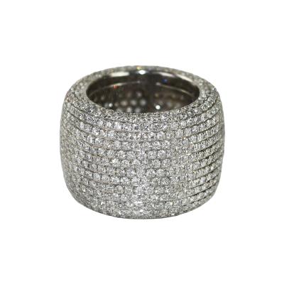 18K White Gold Diamond Eternity Ring 8 20ct