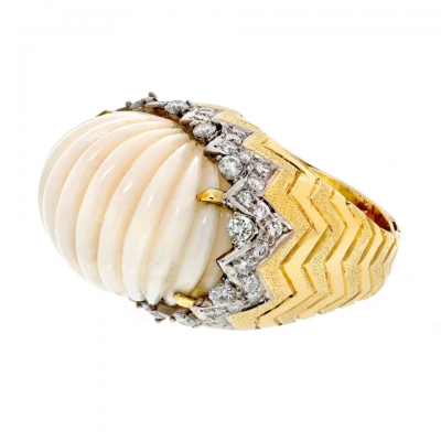 18K YELLOW GOLD ANGEL SKIN FLUTED CORAL AND DIAMOND RING