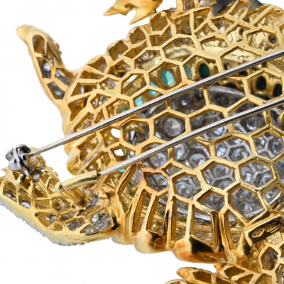 18K YELLOW GOLD DIAMOND AND GEMSTONE TURTLE BROOCH