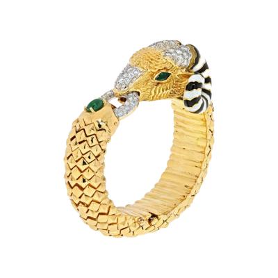 18K YELLOW GOLD RAM WITH WHITE AND BLACK ENAMEL HORNS BRACELET
