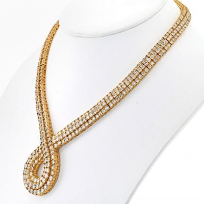 18K YELLOW GOLD SCROLLING AT THE FRONT 48 00CTTW DIAMOND NECKLACE