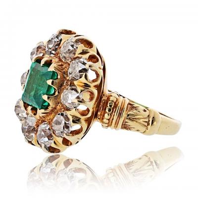 18K Yellow Gold 1 14ct Green Emerald Diamond Ring