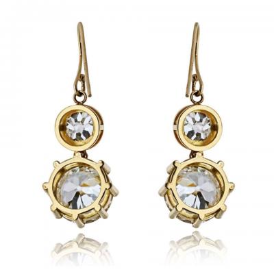 18K Yellow Gold 10 06cttw Old European Cut Diamond Drop Earrings
