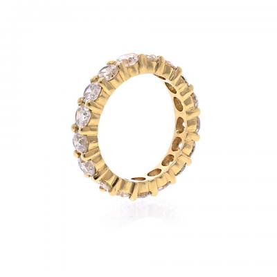 18K Yellow Gold 3 70cttw Round Diamond Eternity Ring