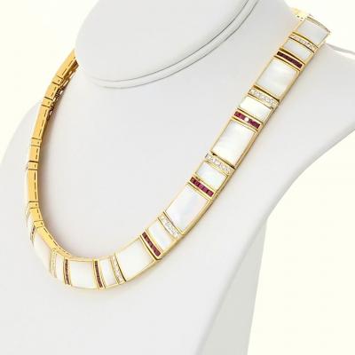 18K Yellow Gold Mother Of Pearl Ruby Diamond Necklace