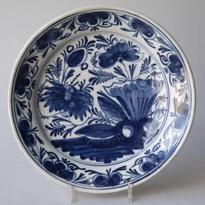 18TH CENTURY DELFT FAIENCE PLATE