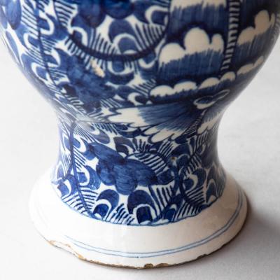 18TH CENTURY DUTCH DELFT BLUE AND WHITE BALUSTER VASE