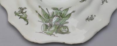 18TH CENTURY FA ENCE DE MOUSTIERS OVAL TERRINE