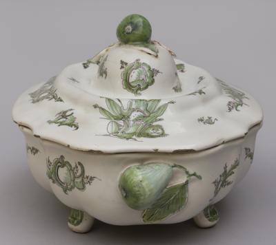 18TH CENTURY FA ENCE DE MOUSTIERS OVAL TERRINE