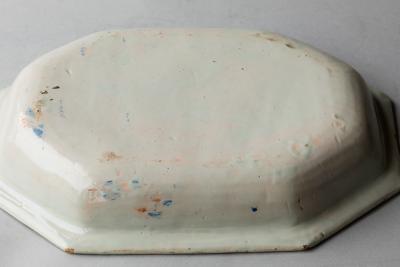 18TH CENTURY OCTAGONAL FAIENCE VEGETABLE DISH