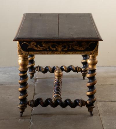 18TH CENTURY PAINTED WRITING TABLE