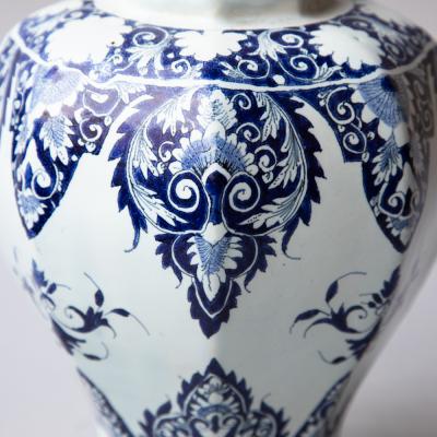 18th CENTURY ROUEN OCTAGONAL BALUSTER VASE