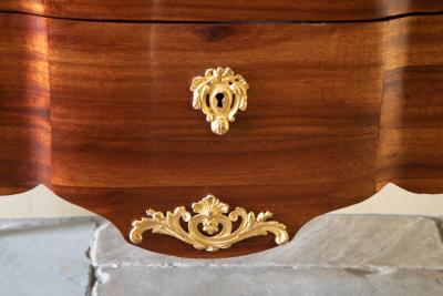 18th CENTURY SATINWOOD VENEERED COMMODE TRANSITION LOUIS XV XVI