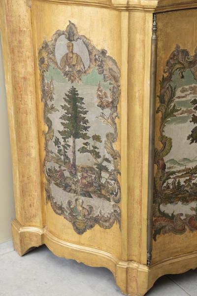18th CENTURY VENETIAN GILTWOOD ARTE POVERA BUFFET DEUX CORPS