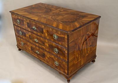 18th Century Baroque Nutwood Chest Of Drawers Austria ca 1780