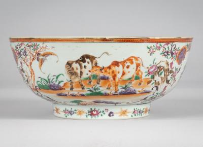 18th Century Chinese Qing Dynasty Famille Rose Bowl