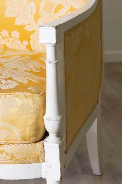 18th Century French Canape