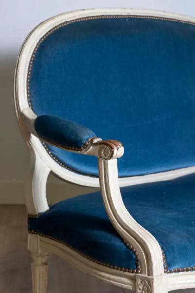 18th Century French Louis XVI Period Canape Circa 1790