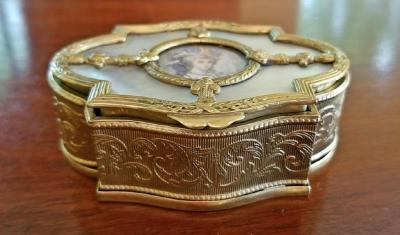 18th Century French Louis XVI Ring Box with Miniature Portrait of Lady