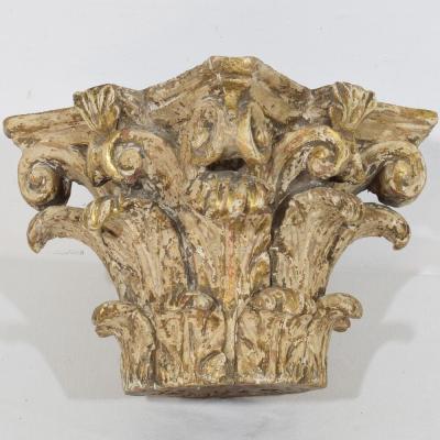 18th Century French Neoclassical Carved Wooden Capital