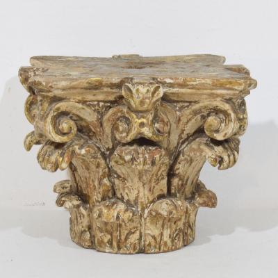 18th Century French Neoclassical Carved Wooden Capital
