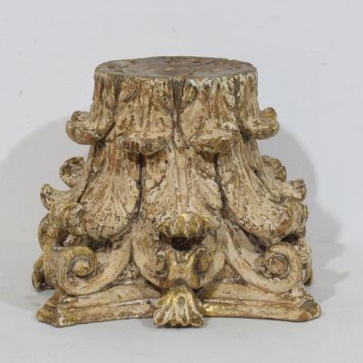 18th Century French Neoclassical Carved Wooden Capital