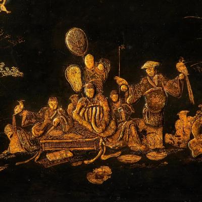 18th Century George I Domed Topped Japanned Chinoiserie Falconry Box circa 1710