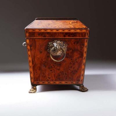 18th Century George III Burr Yew Tea Caddy with Star Inlay and Brass Accents