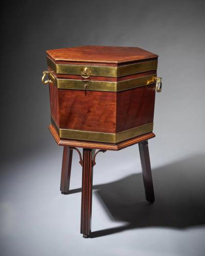18th Century George III Mahogany Wine Cooler or Cellarette