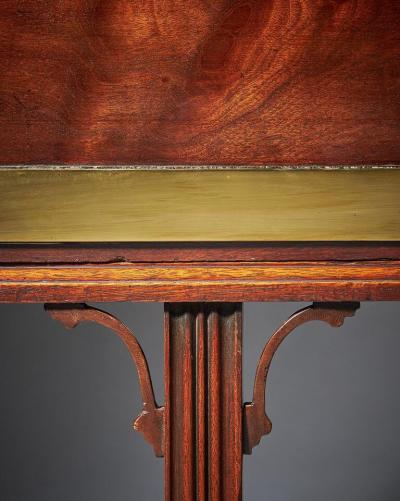 18th Century George III Mahogany Wine Cooler or Cellarette