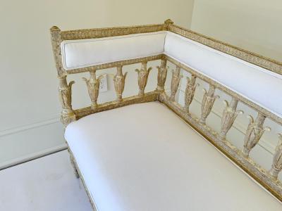18th Century Gustavian intricately Wood Carved Neoclassical Banquette