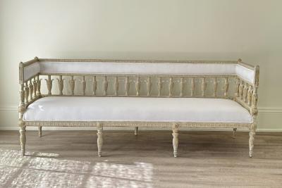 18th Century Gustavian intricately Wood Carved Neoclassical Banquette