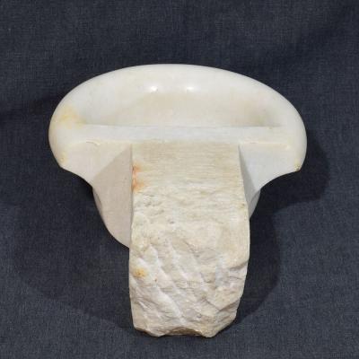 18th Century Italian Baroque Marble Holy Water Font or Stoup