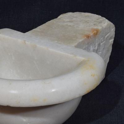 18th Century Italian Baroque Marble Holy Water Font or Stoup