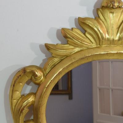18th Century Italian Carved Giltwood Baroque Mirror