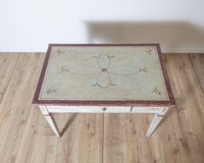 18th Century Lacquered Tuscan Desk Table with Hand Painted Decoration
