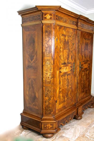 18th Century Nutwood Baroque Cabinet With Inlay Works Austria ca 1770