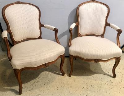 18th Century Pair of Beechwood Fauteuils or Armchairs with Provenance
