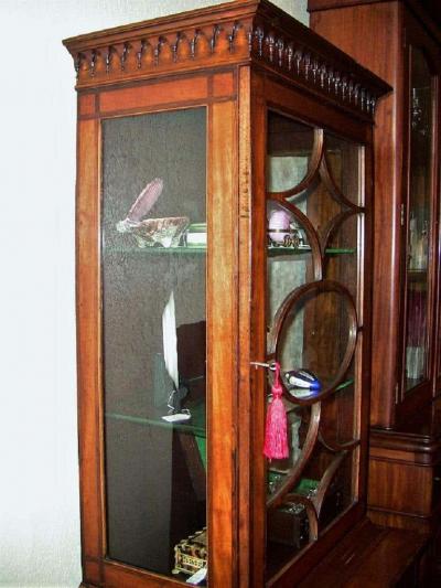 18th Century Sheraton Satinwood Display Cabinet Neat Proportions