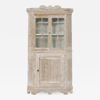 18th Century Swedish Baroque Period Corner Vitrine Cabinet In Original Paint