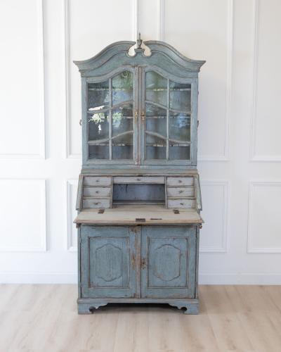 18th Century Swedish Cabinet with Original Glass