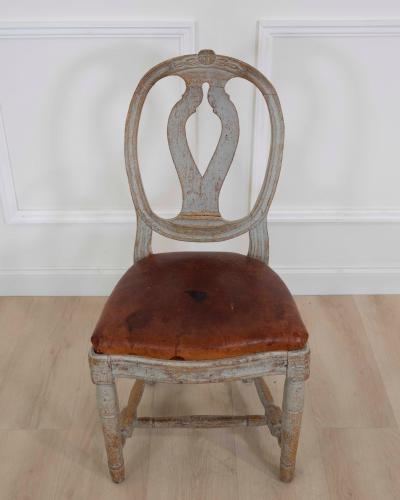 18th Century Swedish Gustavian Chair with Original Paint and Leather Seat