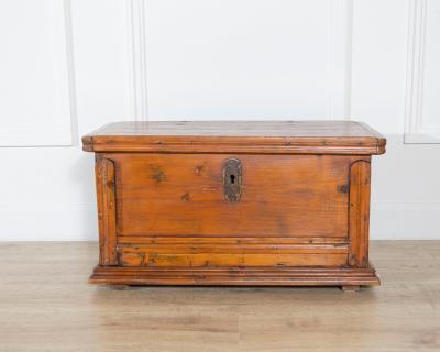 18th Century Tuscan Fir Travel Box