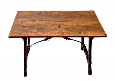 18th Century Walnut Spanish Fratina Table